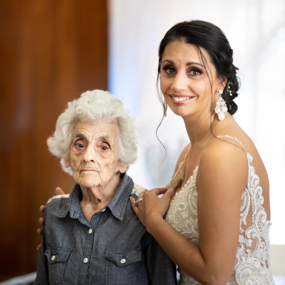 Meet your Posher, Posh